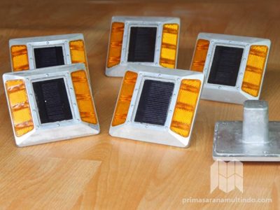 Paku Marka Jalan Solar Cell – 6 Lampu